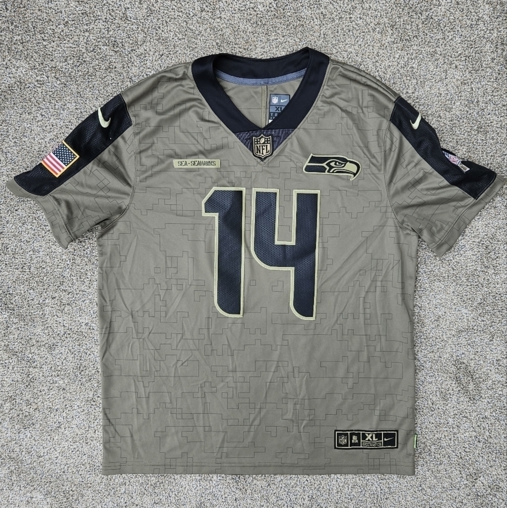 Seattle Seahawks Jersey DK Metcalf Nike Olive Salute To Service Limited Size XL